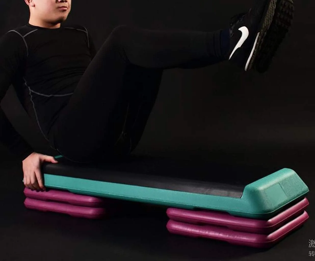 ستيب كبير (Professional Aerobic Stepper) من LiveUp Sports